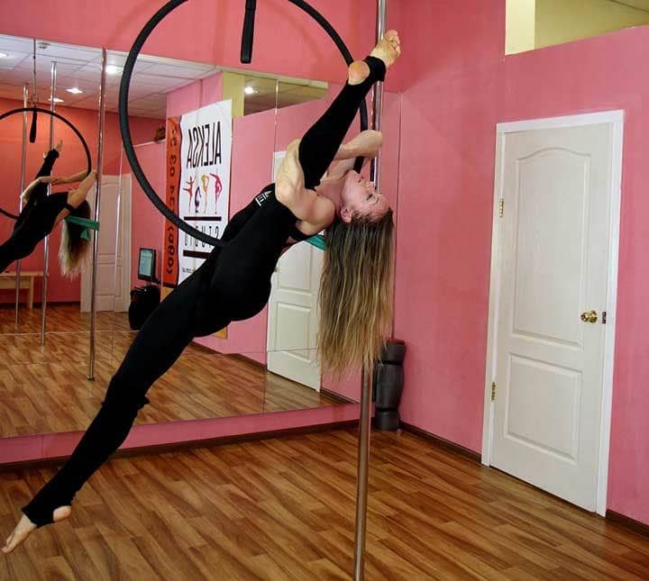 Повітряна гімнастика та Pole Dance (пол денс)